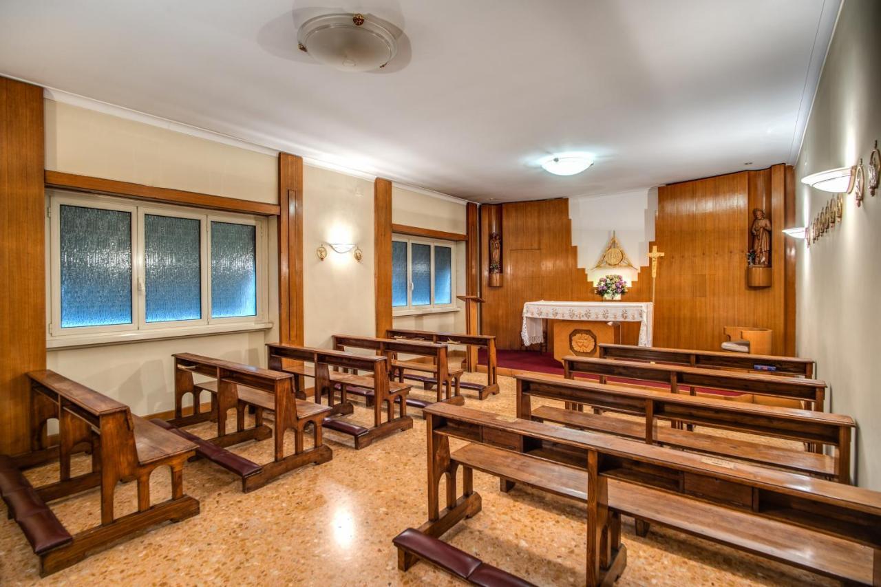 Casa Per Ferie Ravasco San Pietro Hotel Rome Buitenkant foto