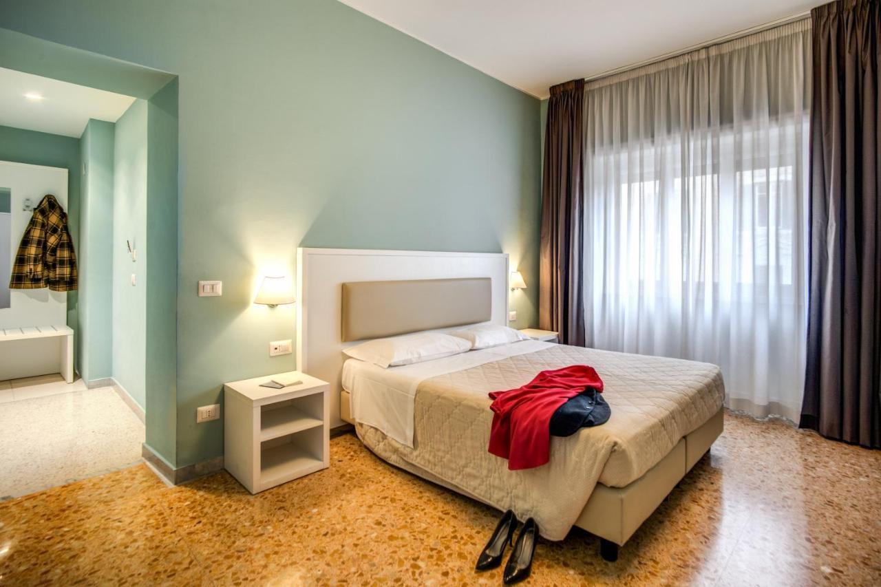 Casa Per Ferie Ravasco San Pietro Hotel Rome Buitenkant foto